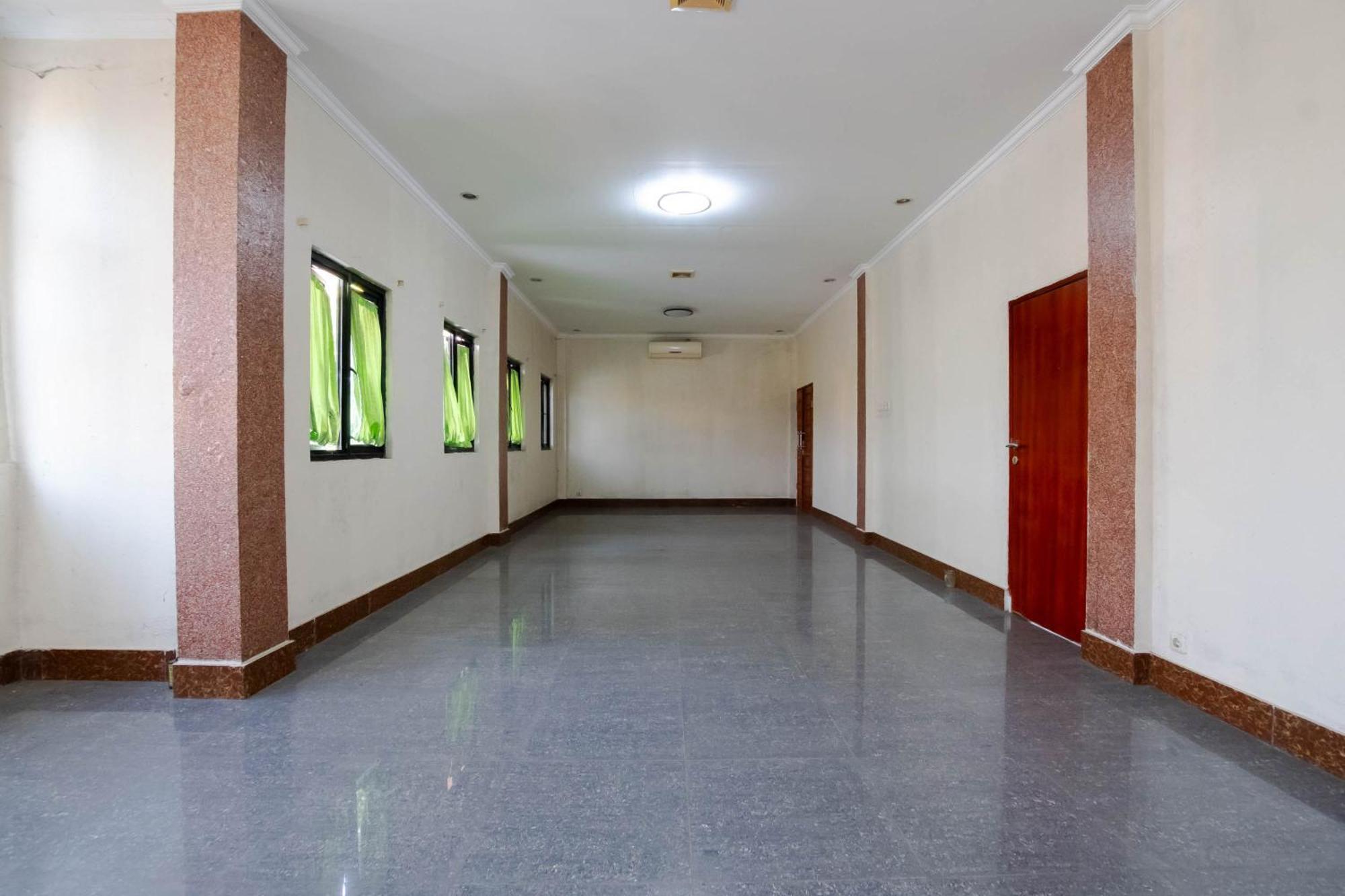Nusa Indah Syariah Hotel Bandara By Abdihome ทังเกอรัง ภายนอก รูปภาพ